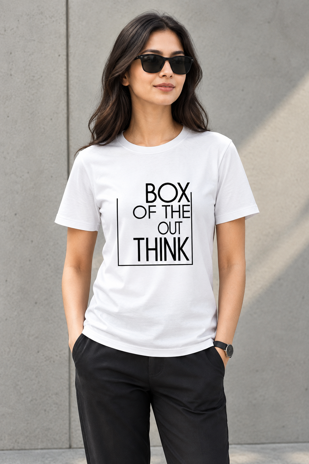 Think out of the Box - Unisex T-shirt