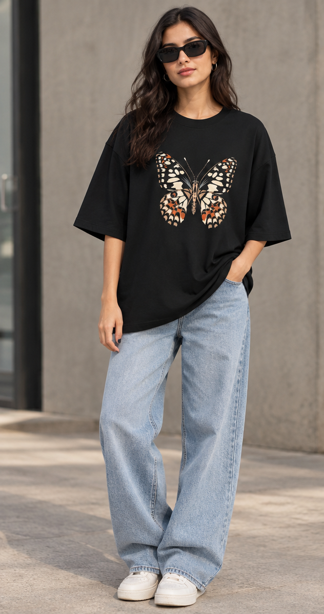 Butterfly - Oversized -Unisex T-shirt